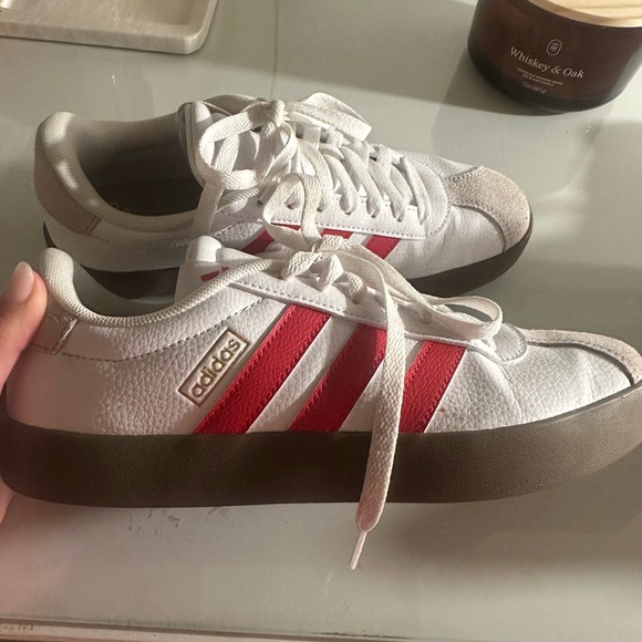 ADIDAS W RED STRIPES size 7.5 - Picture 3 of 3